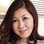 新村まり子